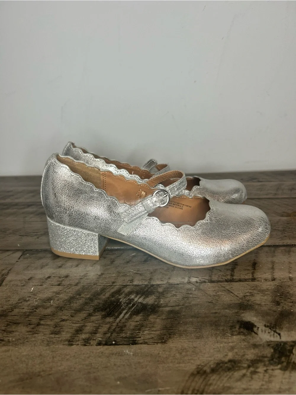 Dolce Vita DV Mary Jane Block Heel Dress Shoe with Scallop Edges